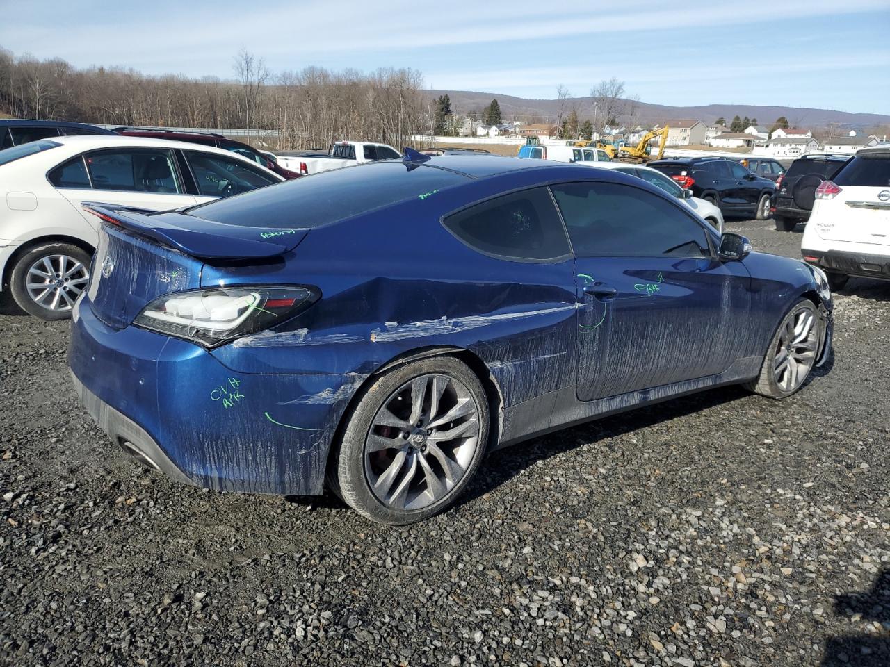 2015 Hyundai Genesis - Image 3