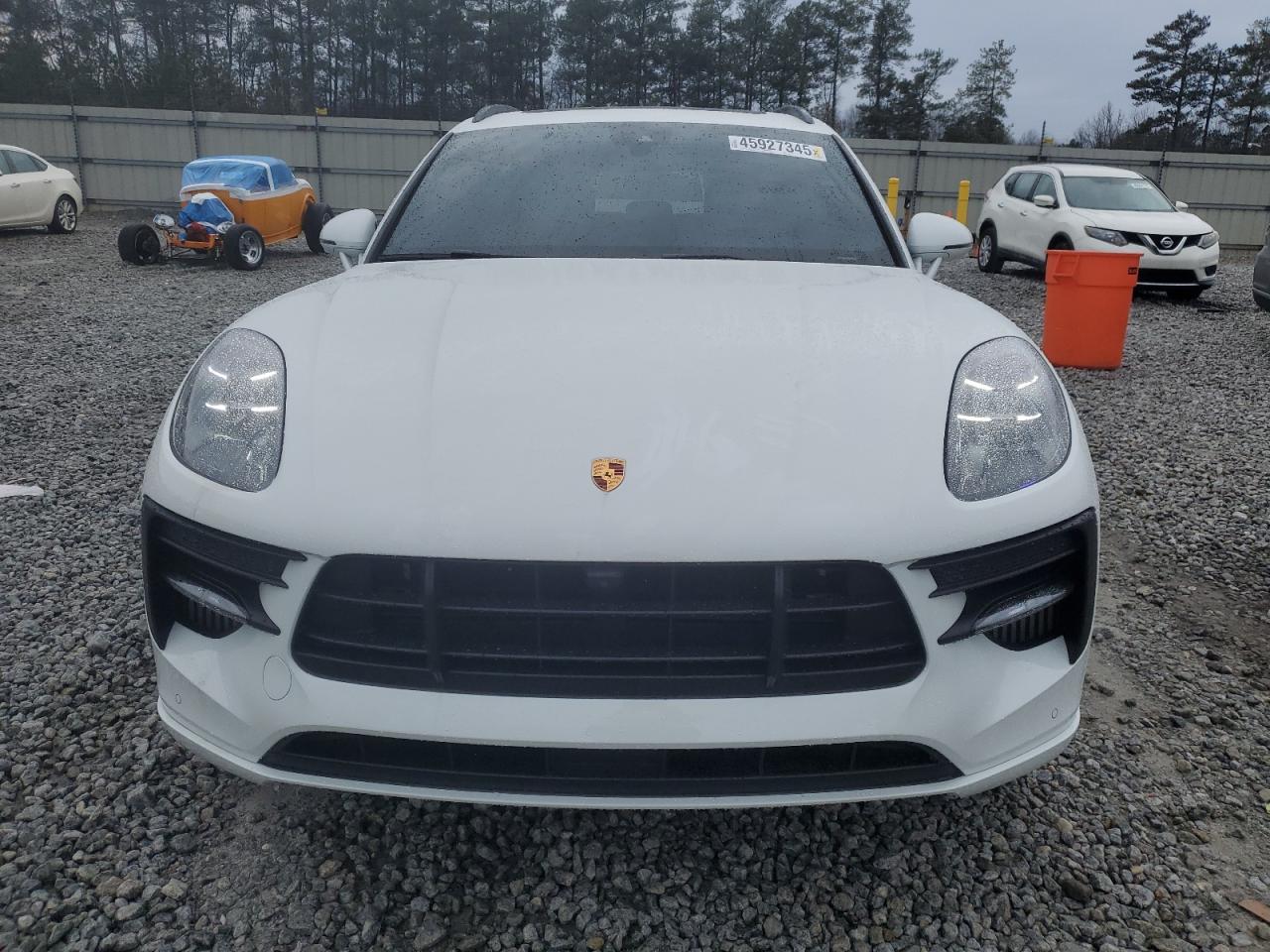 2021 Porsche Macan - Image 5