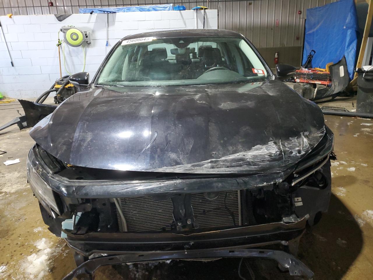 2021 Volkswagen Passat - Image 5