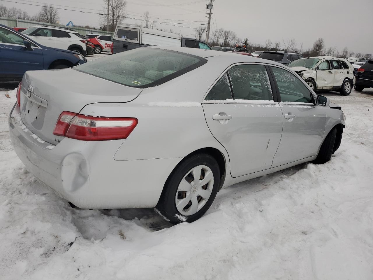 2009 Toyota Camry - Image 3