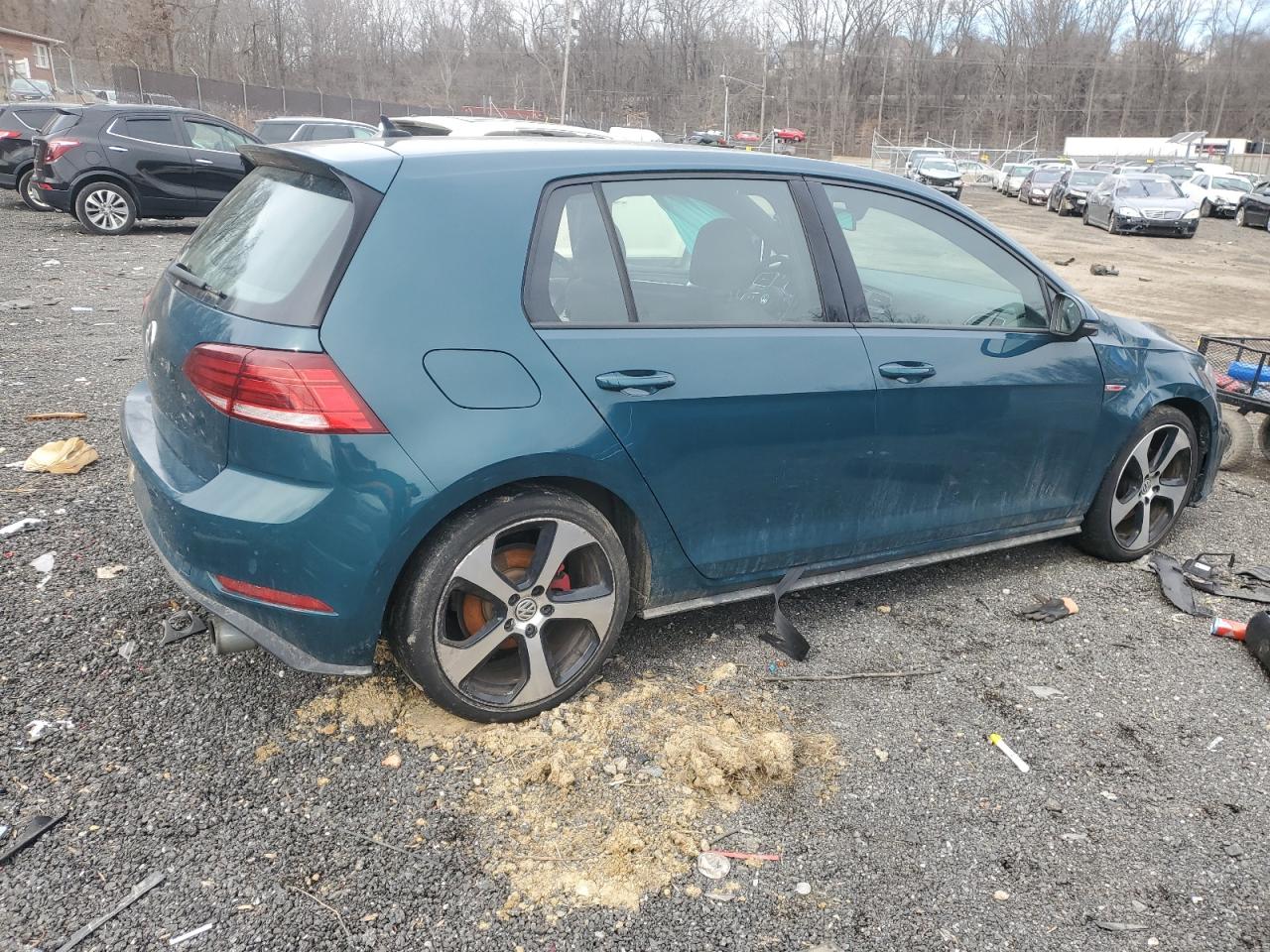 2018 Volkswagen GTI - Image 3