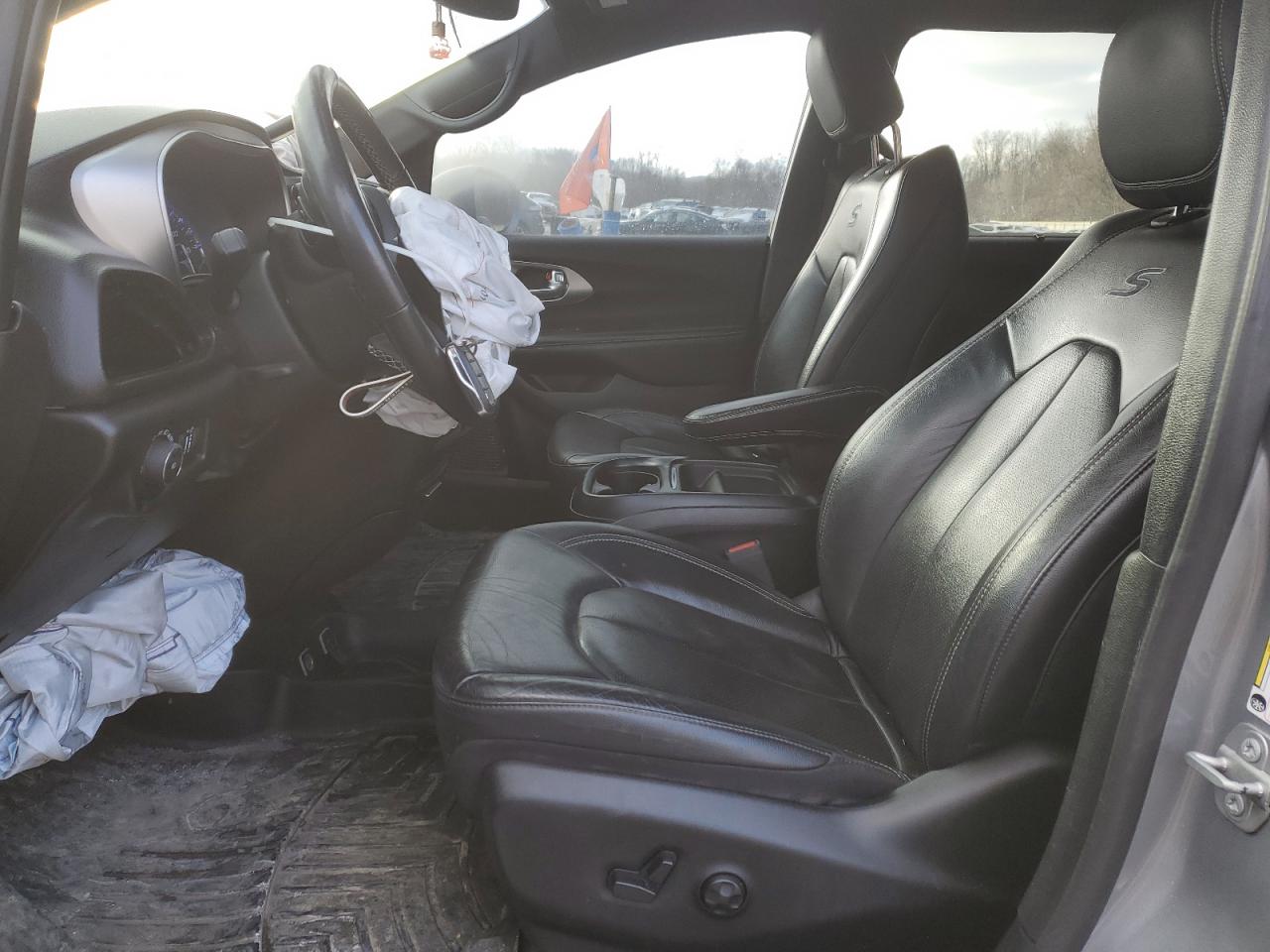 2020 Chrysler Pacifica - Image 7