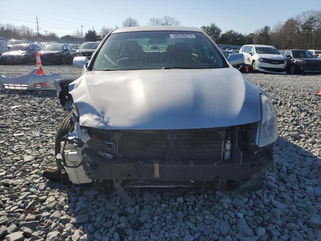 Седаны NISSAN ALTIMA 2012 Белый