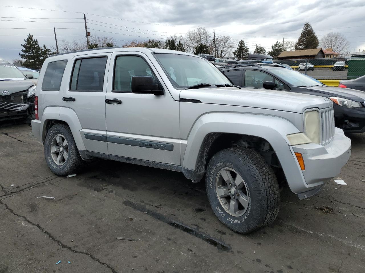 2008 Jeep Liberty (North America) - Image 4