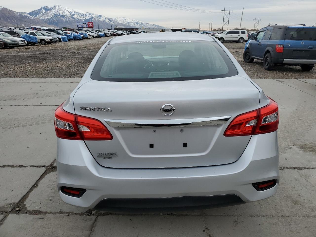 2018 Nissan Sentra - Image 6