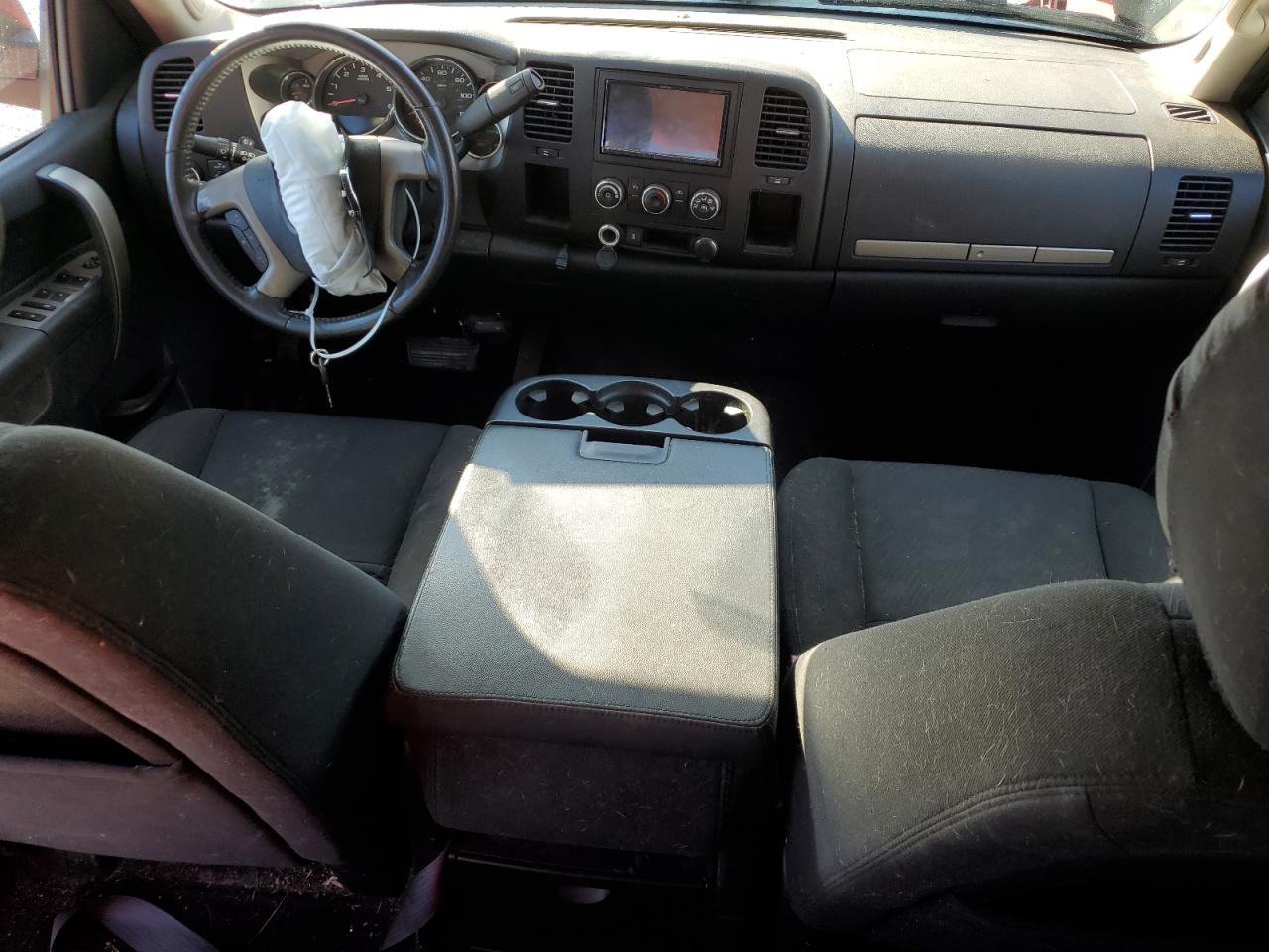 2011 Chevrolet Silverado - Image 8
