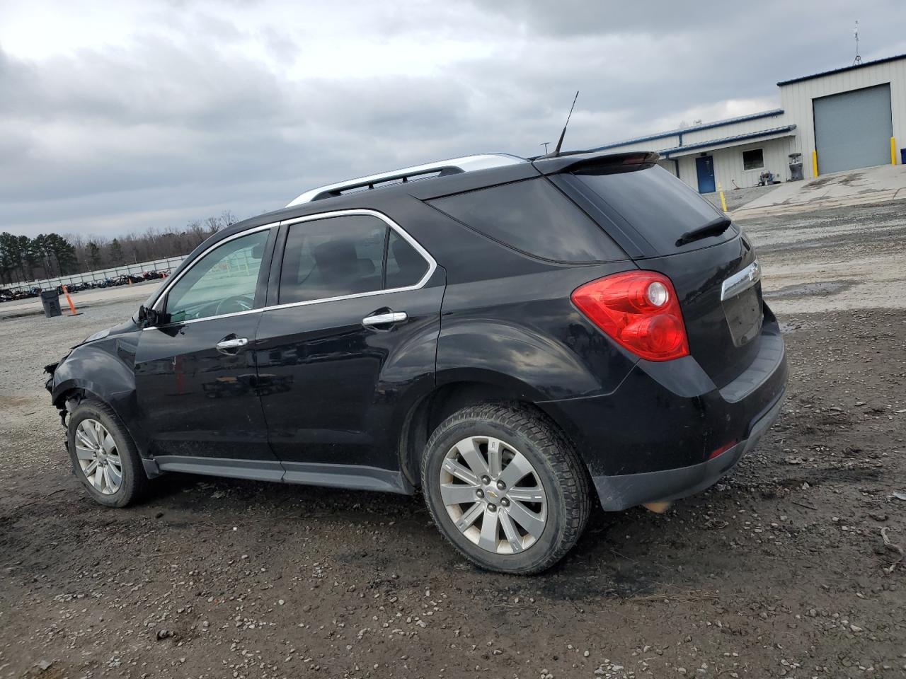 2011 Chevrolet Equinox - Image 2