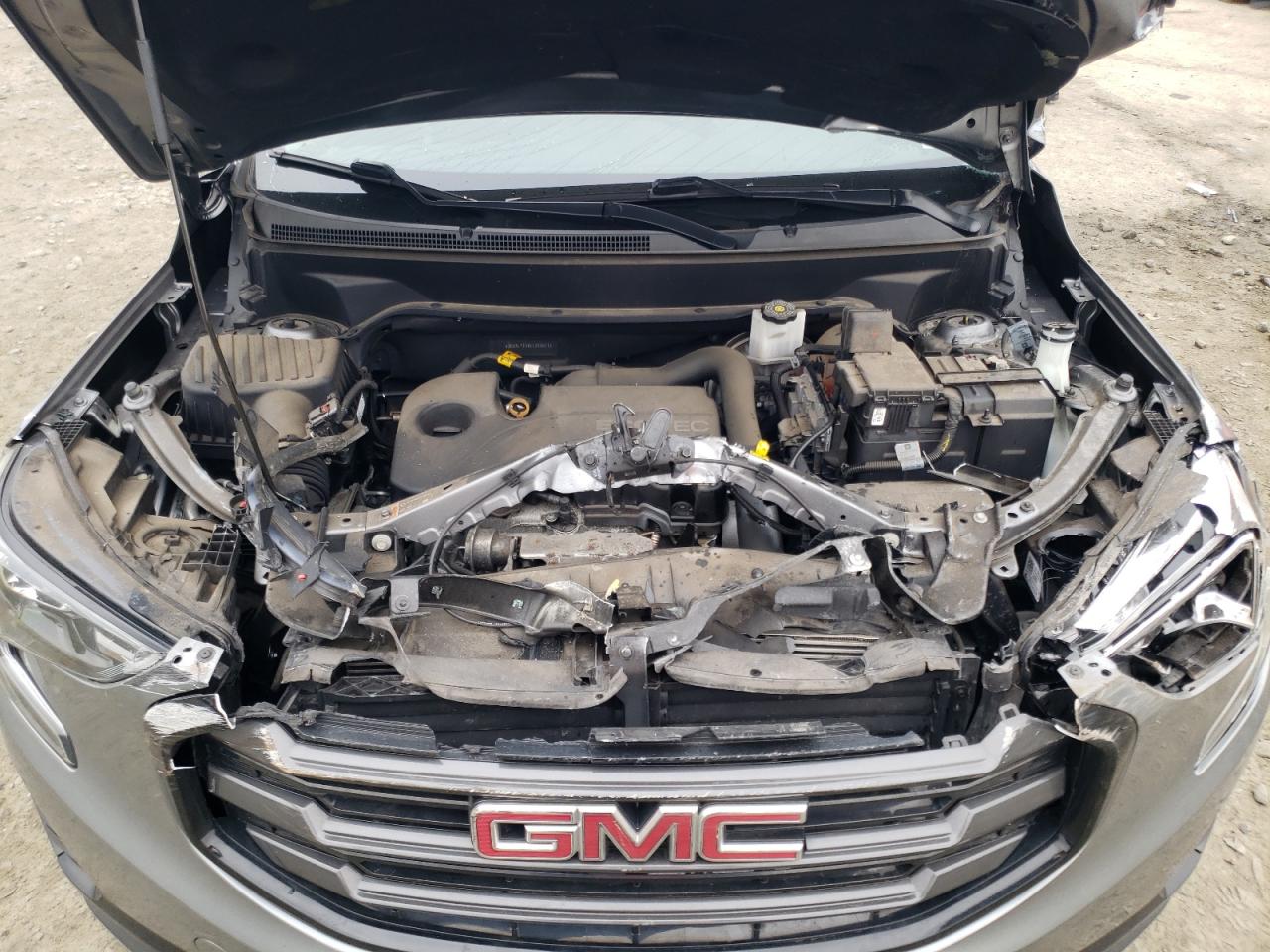 2020 GMC Terrain - Image 12