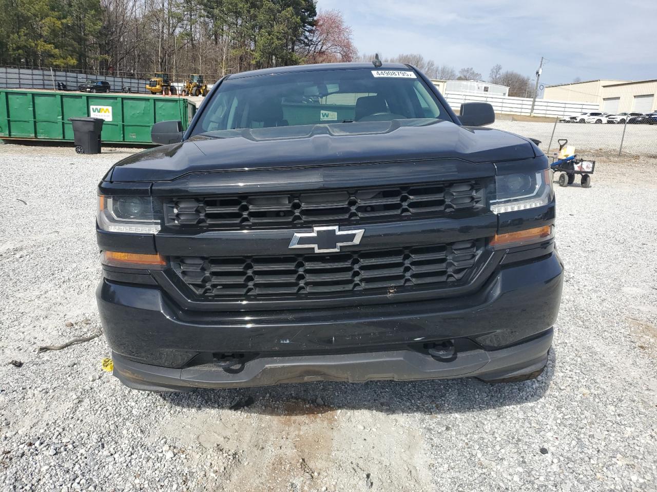 2016 Chevrolet Silverado - Image 5