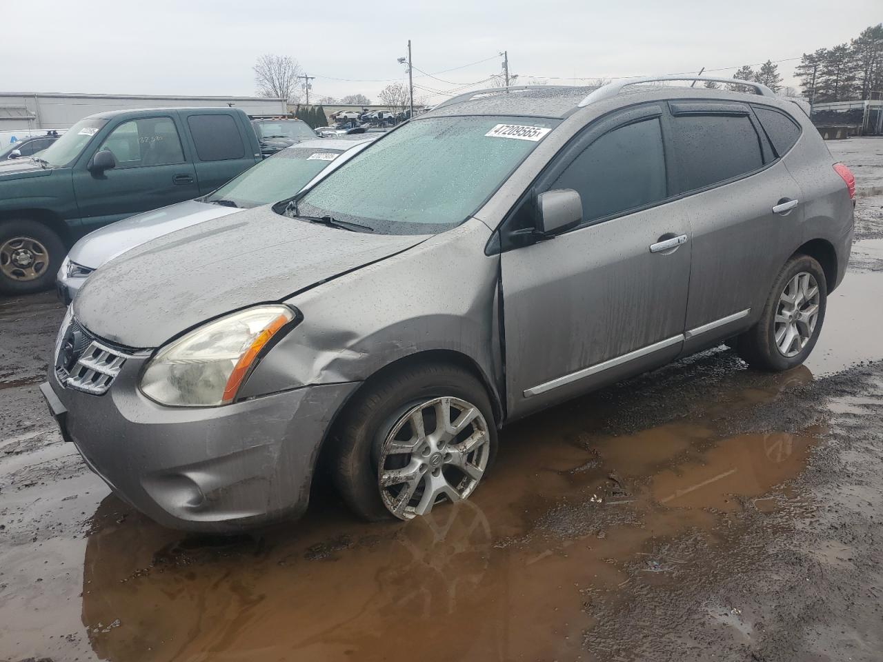 2011 Nissan Rogue - Image 1