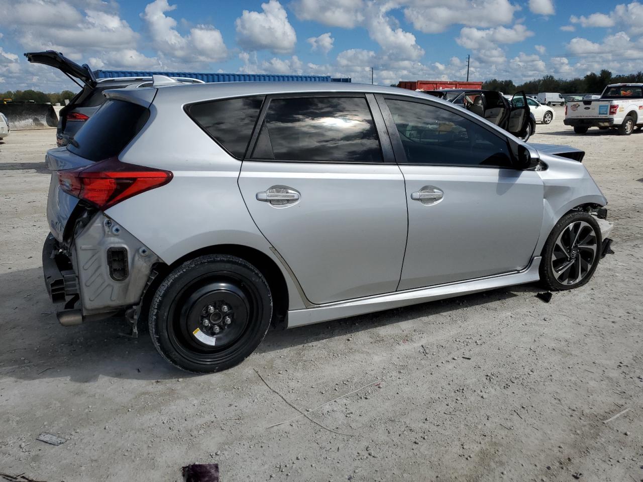 2018 Toyota Corolla - Image 3