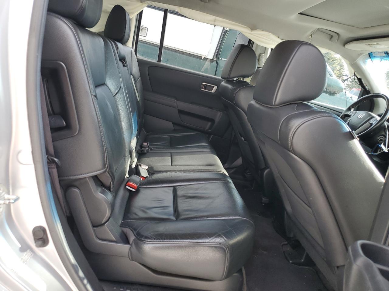 2012 Honda Pilot - Image 11