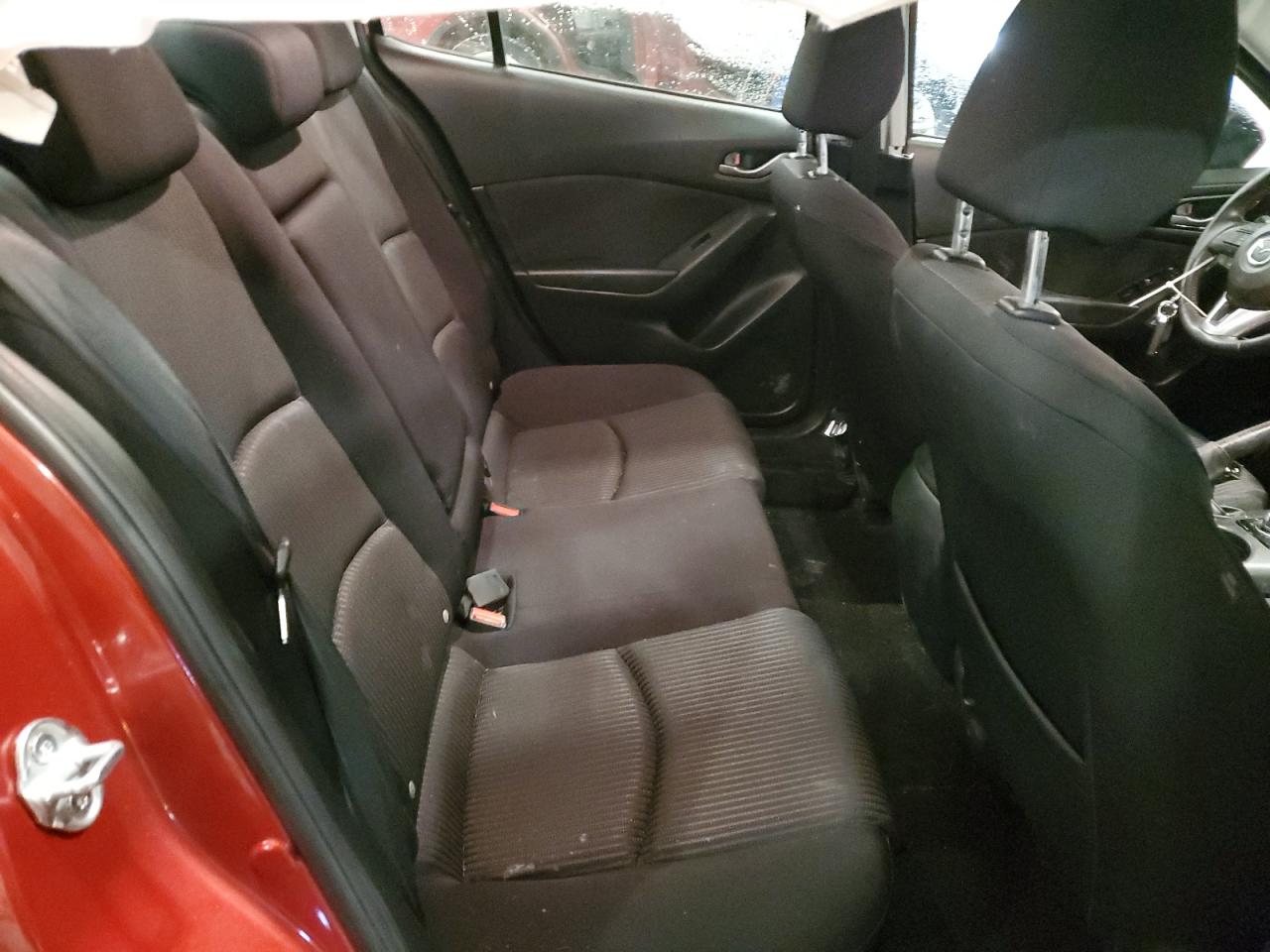 2016 Mazda 3 - Image 10