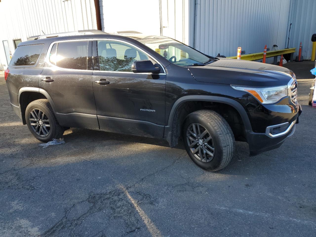 2019 GMC Acadia - Image 4
