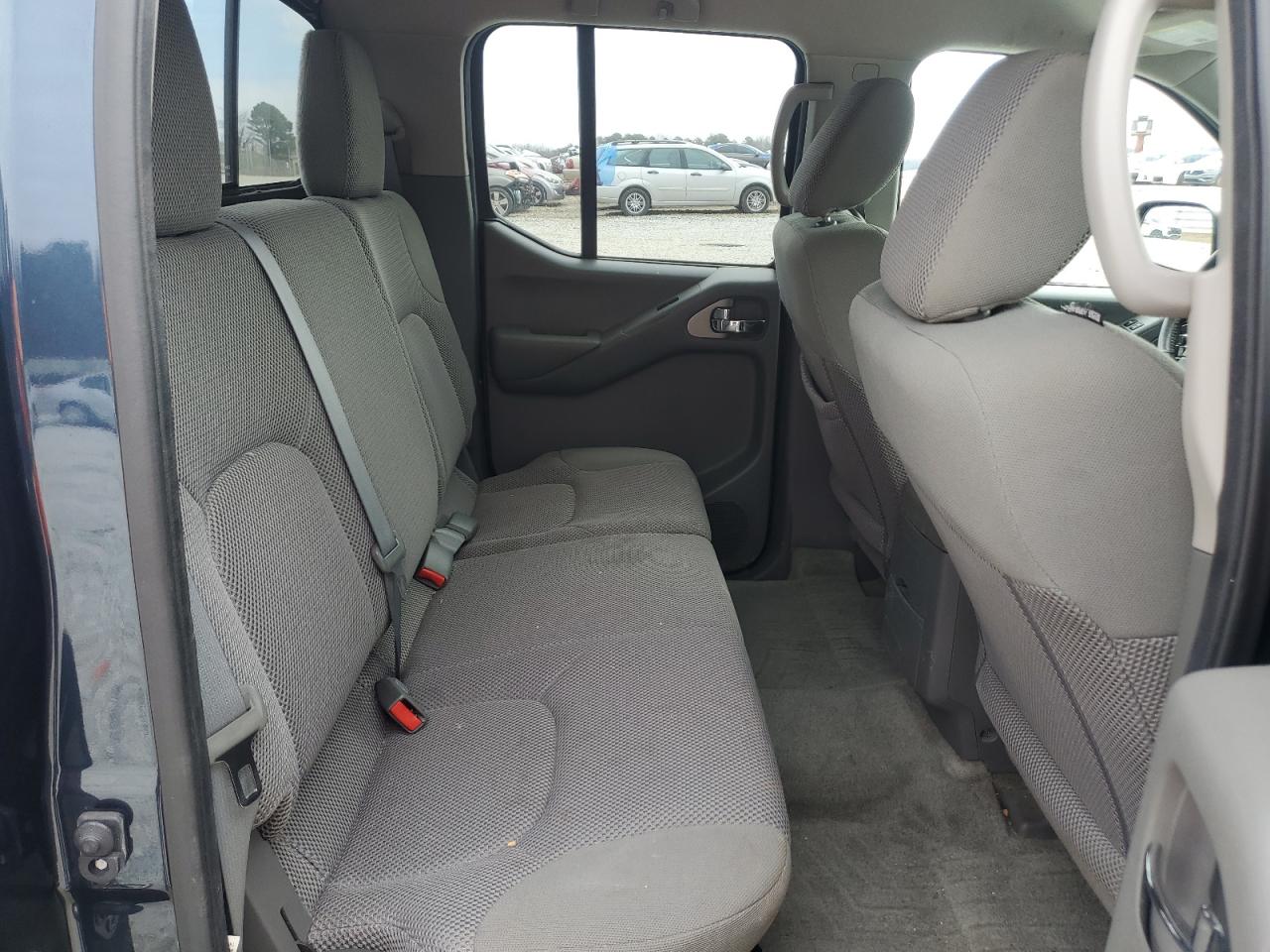 2016 Nissan Navara (Frontier) - Image 10