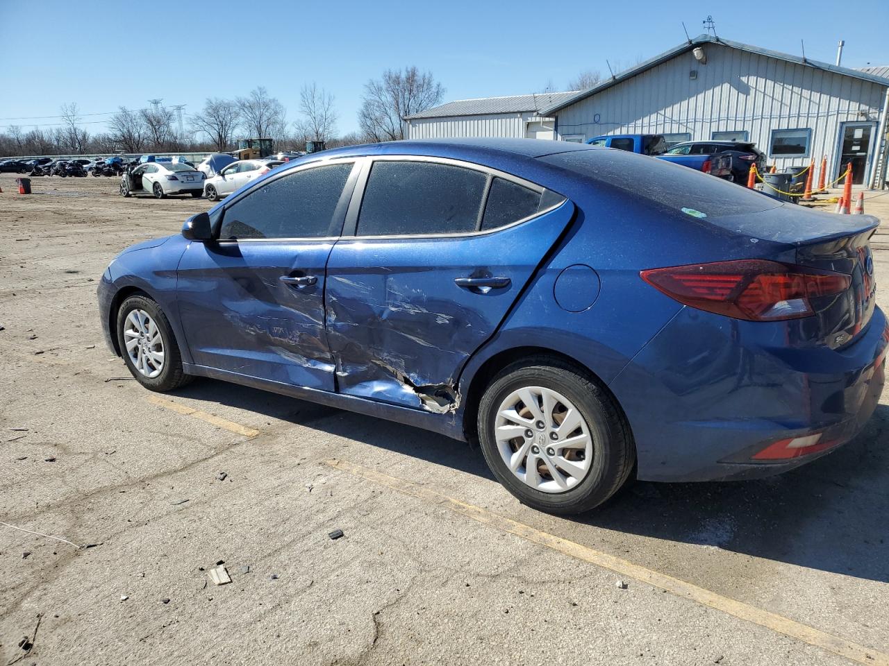 2019 Hyundai Elantra - Image 2