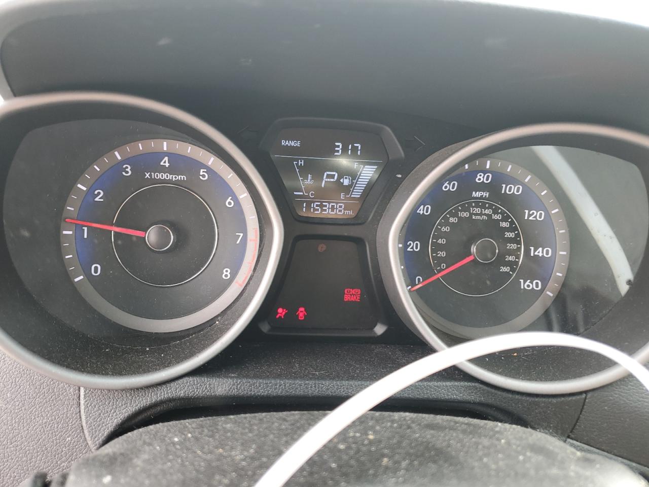 2015 Hyundai Elantra - Image 9