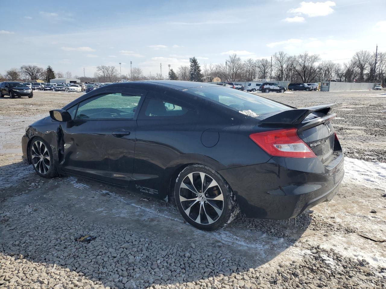 2013 Honda Civic - Image 2