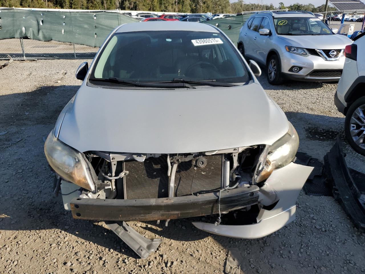 2010 Toyota Corolla - Image 5