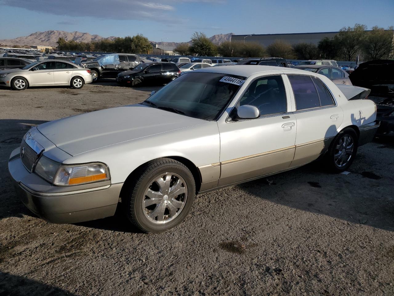 2005 Mercury Grand Marquis - Image 1