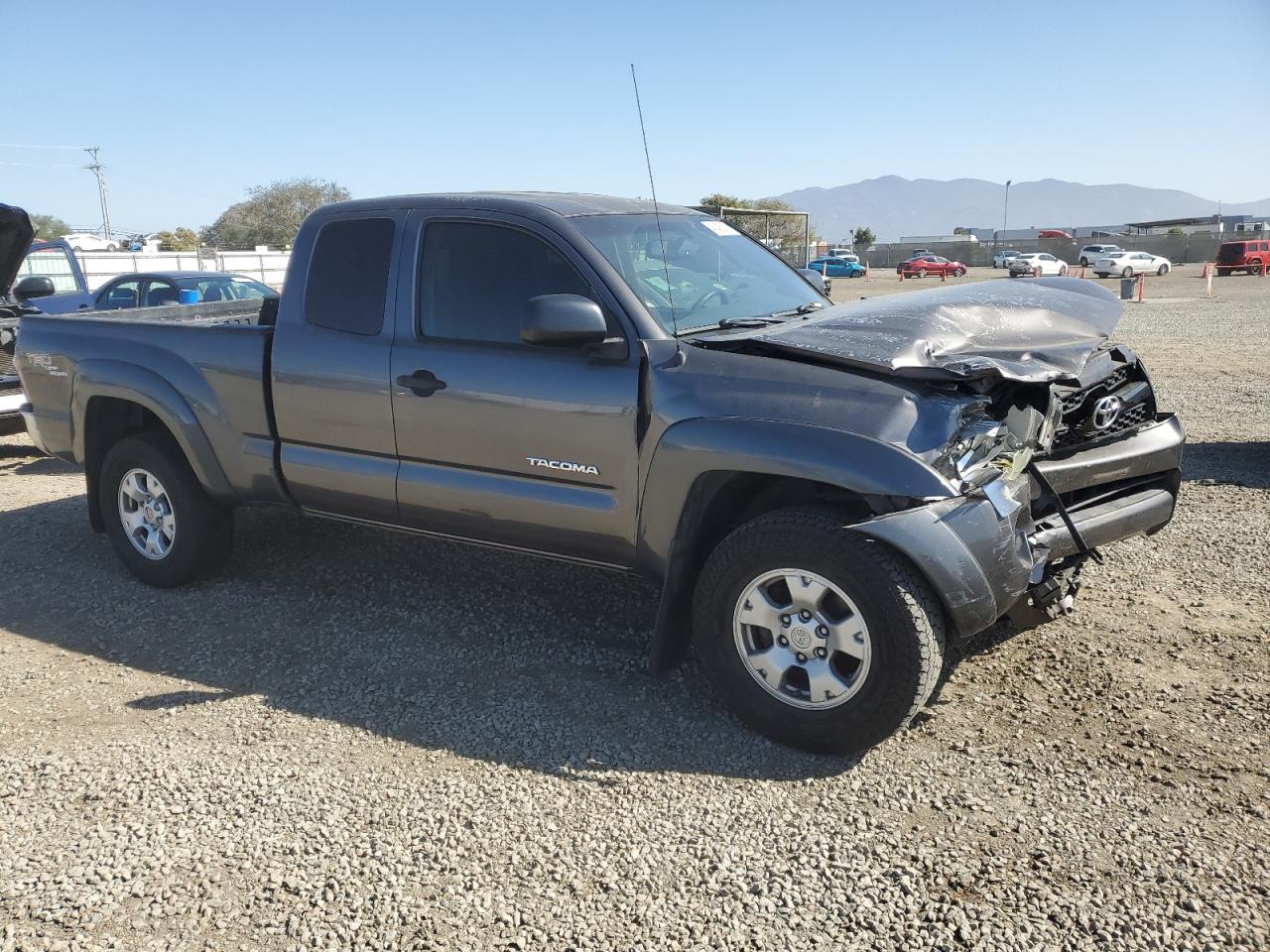 2011 Toyota Tacoma - Image 4