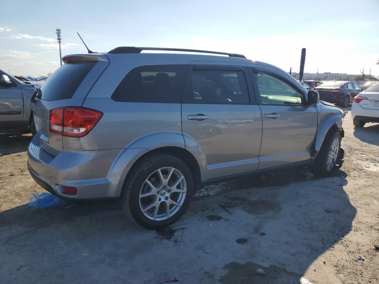2017 Dodge Journey - Image 3