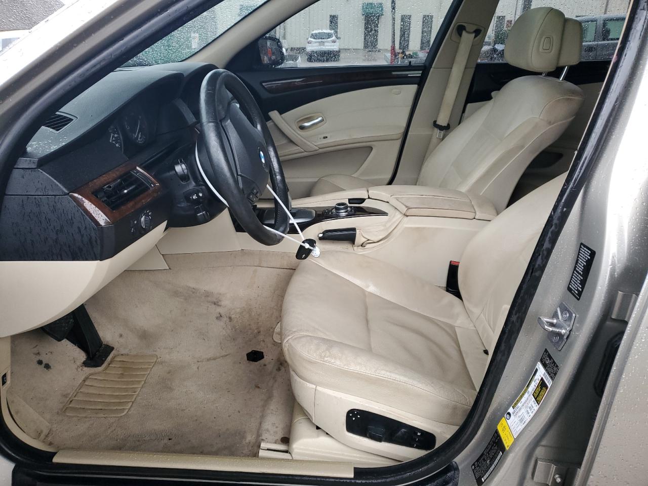 2010 BMW 5er - Image 7
