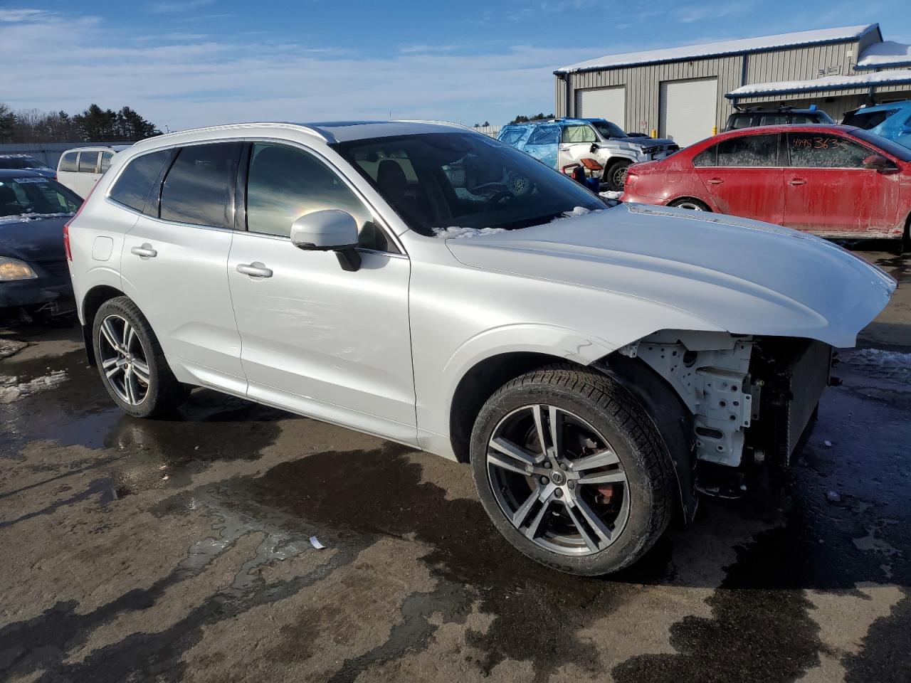 2018 Volvo XC60 - Image 4
