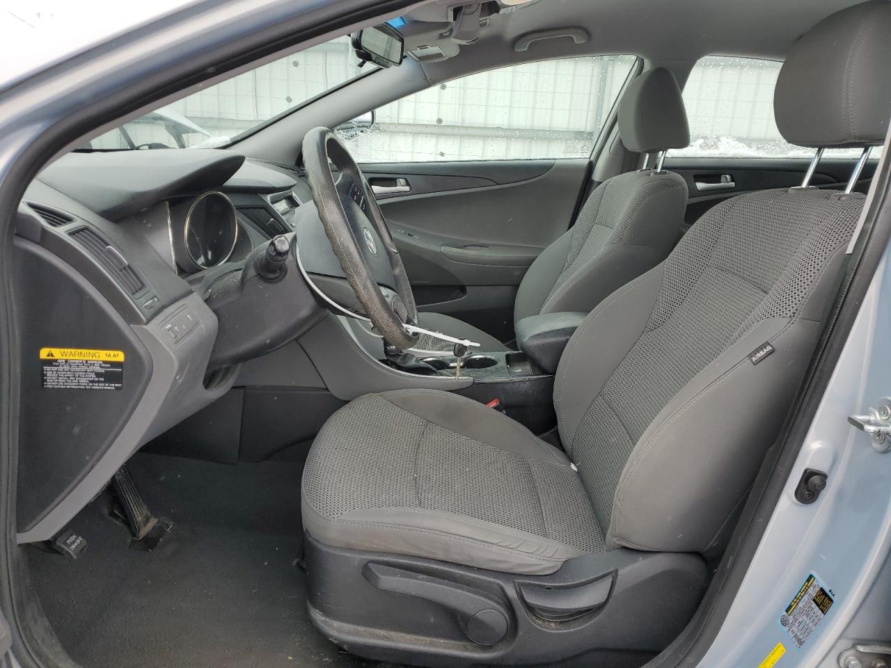 2013 Hyundai Sonata - Image 7