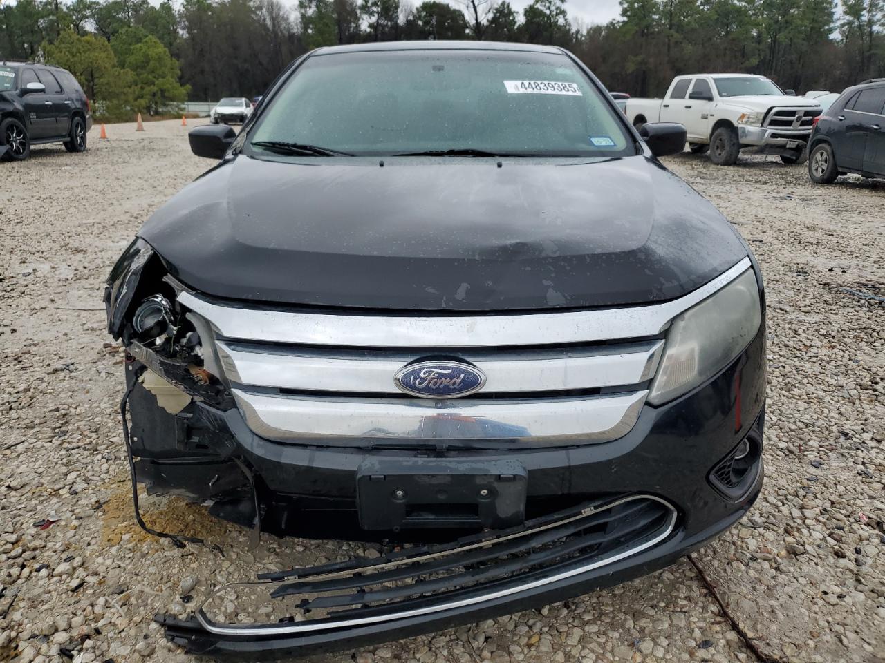 2010 Ford Fusion - Image 5