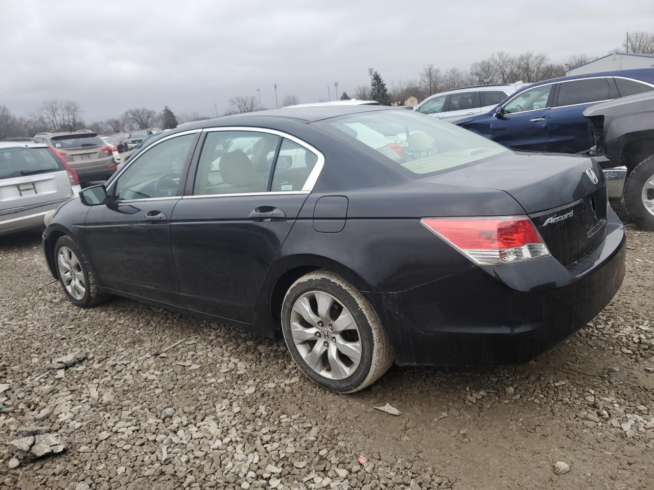 2009 Honda Accord - Image 2