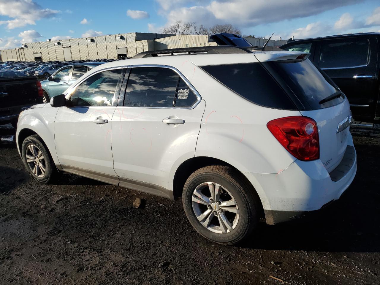 2011 Chevrolet Equinox - Image 2