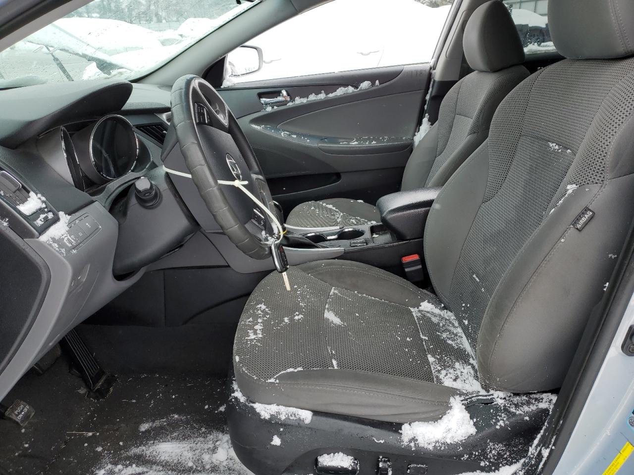 2014 Hyundai Sonata - Image 7
