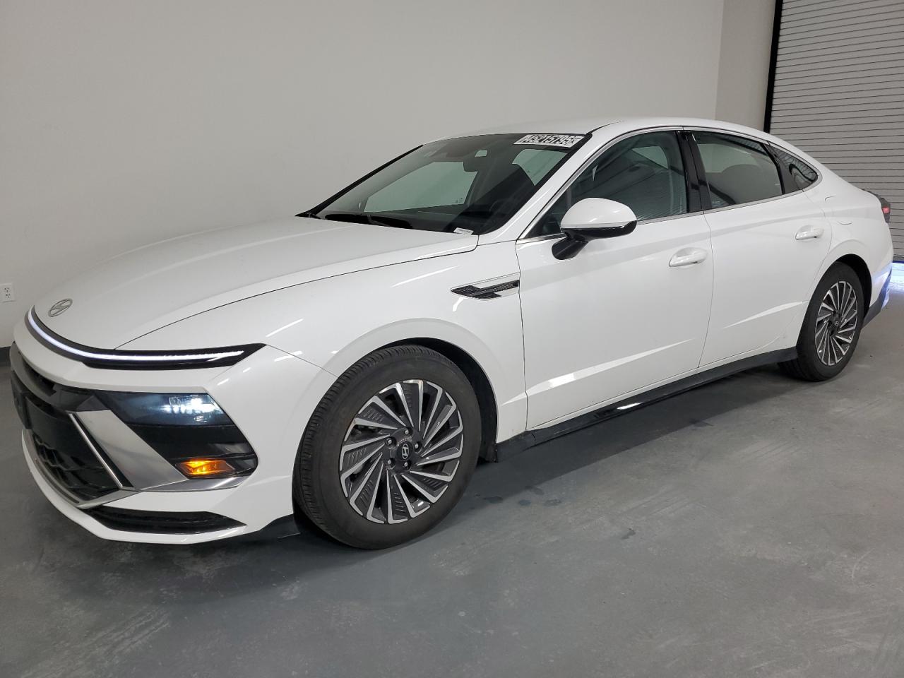 2024 Hyundai Sonata - Image 1