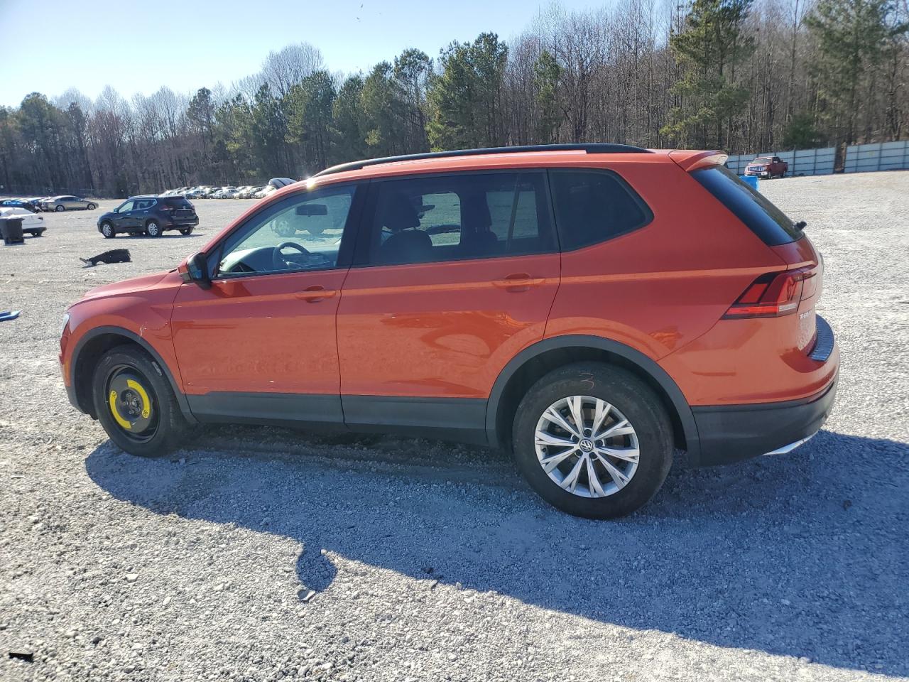 2019 Volkswagen Tiguan - Image 2