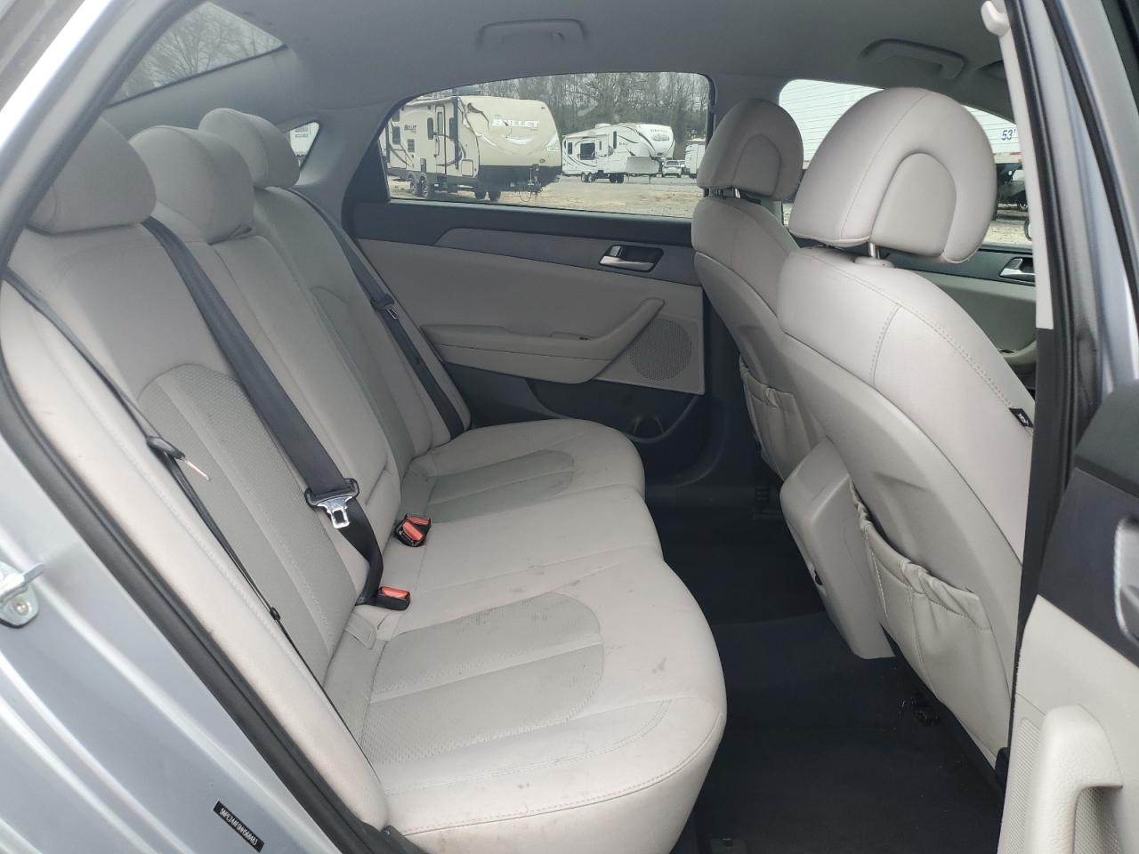 2017 Hyundai Sonata - Image 11