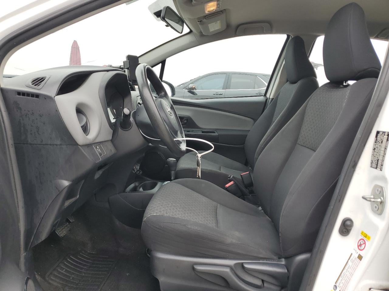 2016 Toyota Yaris - Image 7