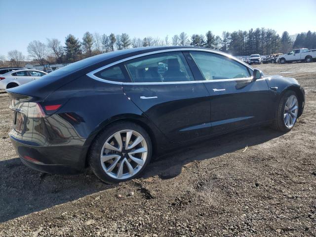  TESLA MODEL 3 2020 Czarny