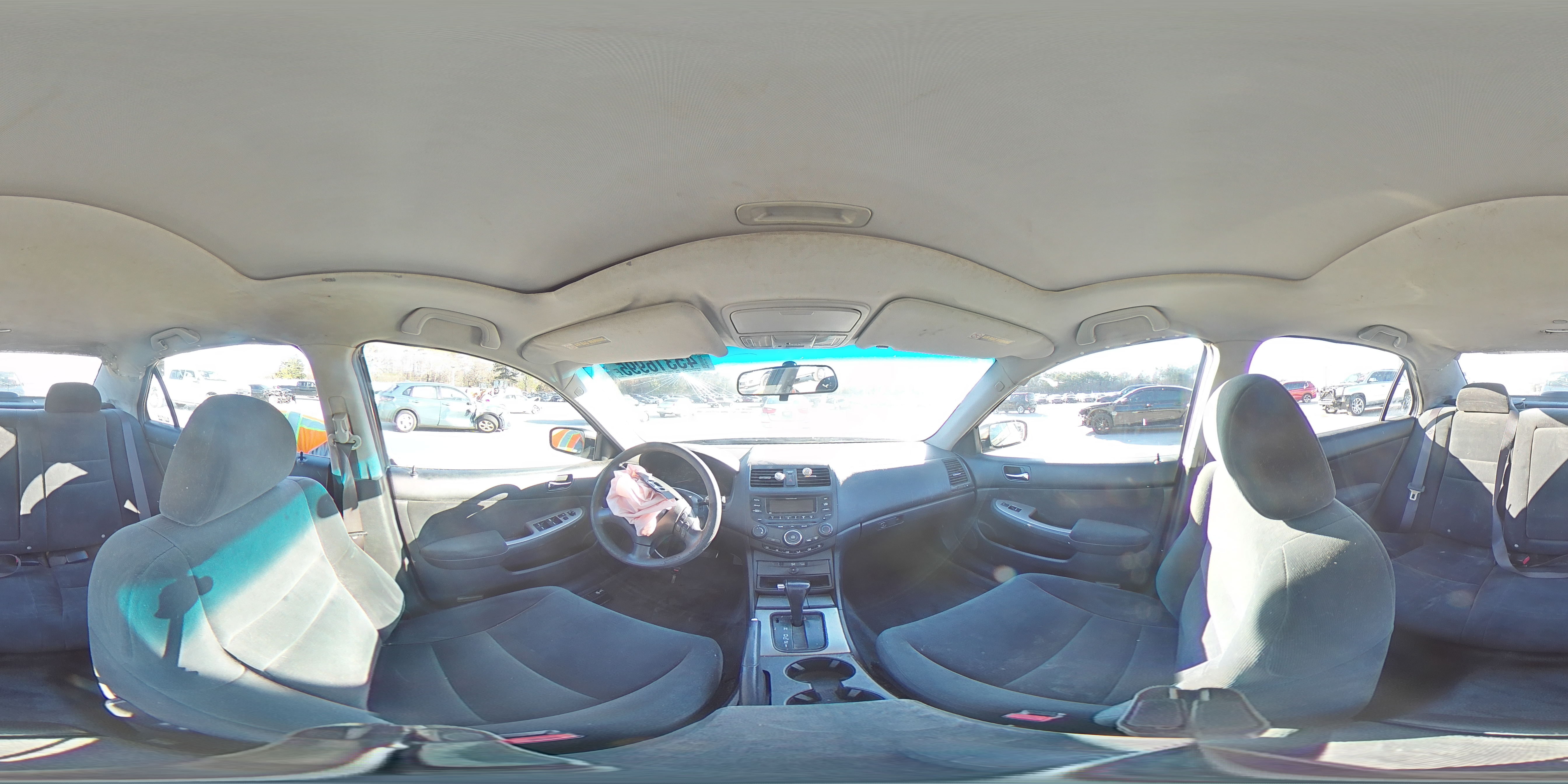 2004 Honda Accord - Image 12