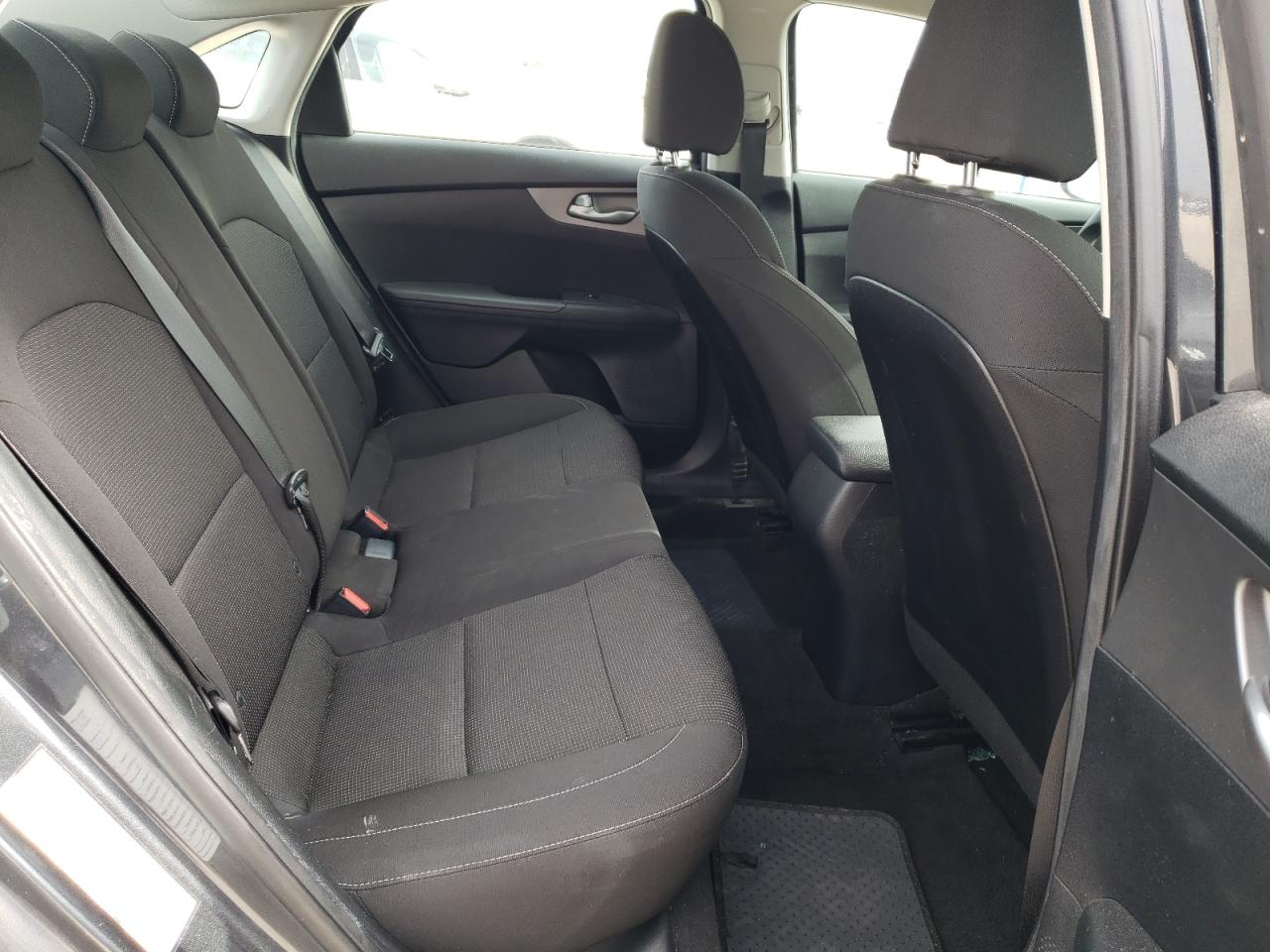2019 Kia Forte - Image 10