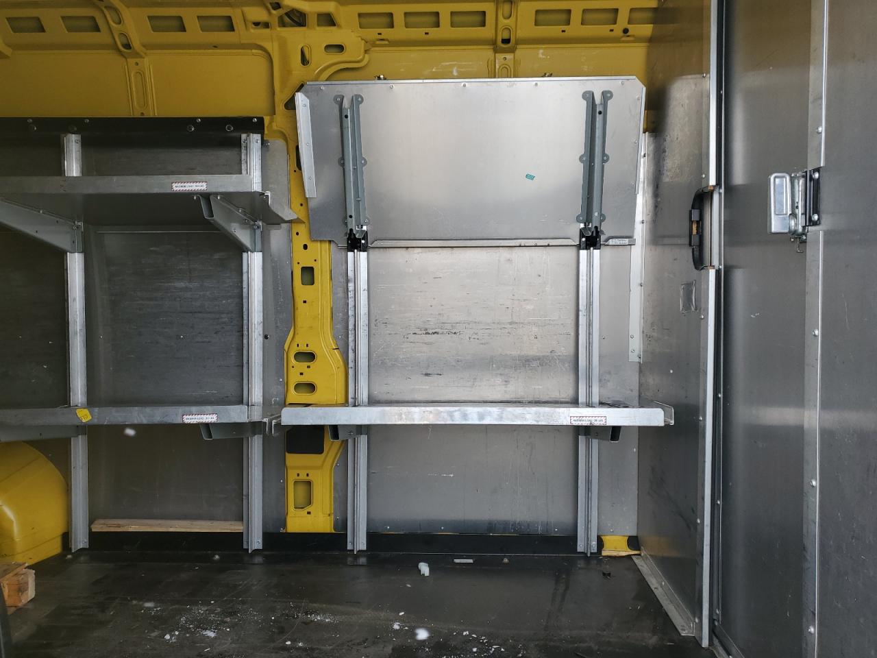 2018 Ram Promaster 2500 2500 High VIN: 3C6TRVDG3JE121046 Lot: 46267595