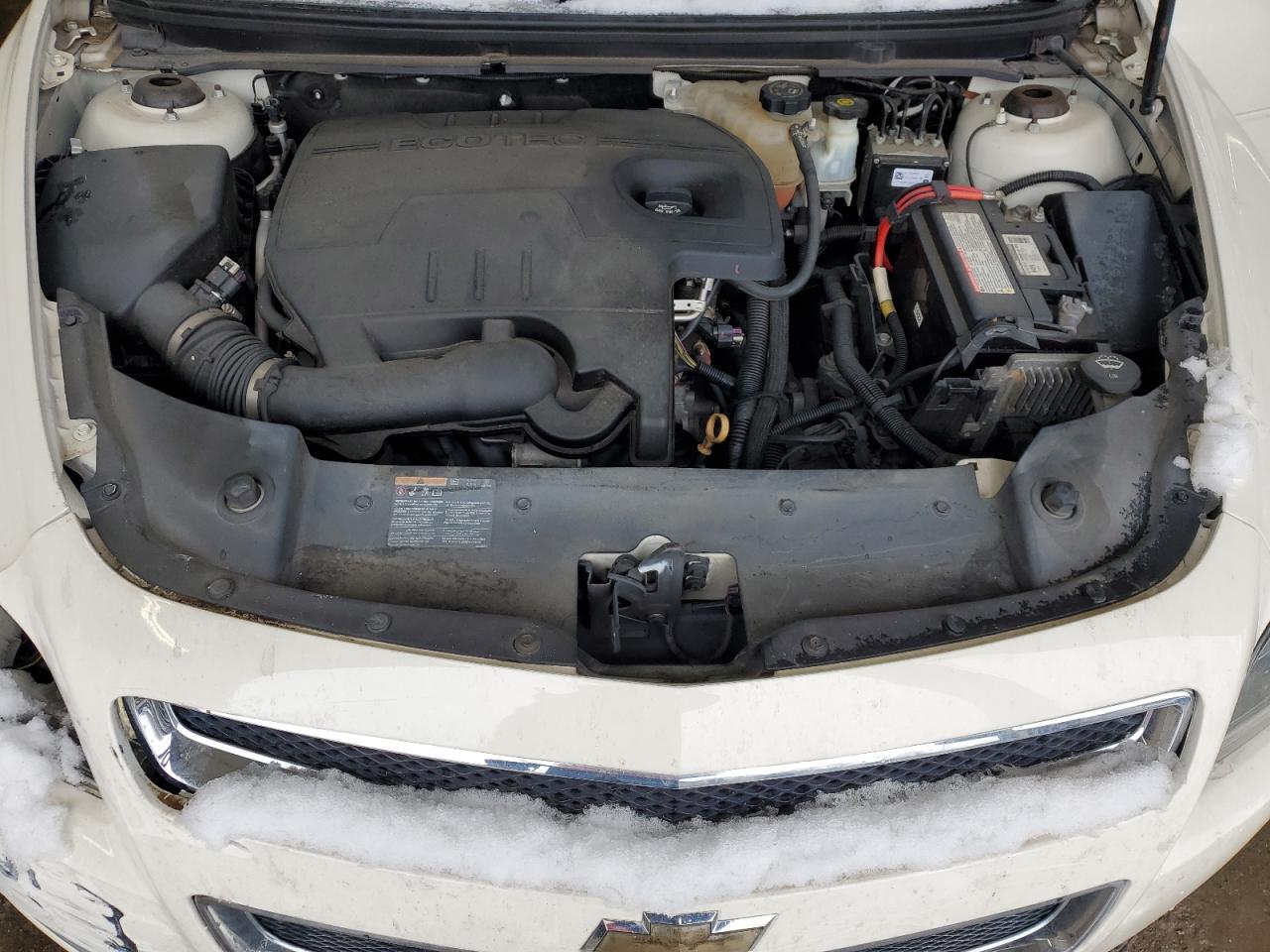 2011 Chevrolet Malibu - Image 11