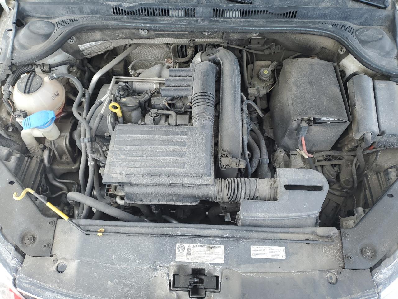 2016 Volkswagen Jetta - Image 11