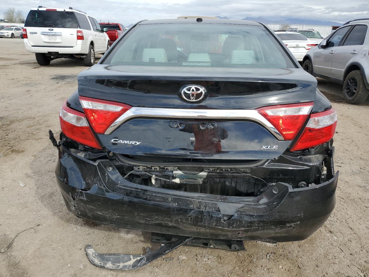 2015 Toyota Camry - Image 6