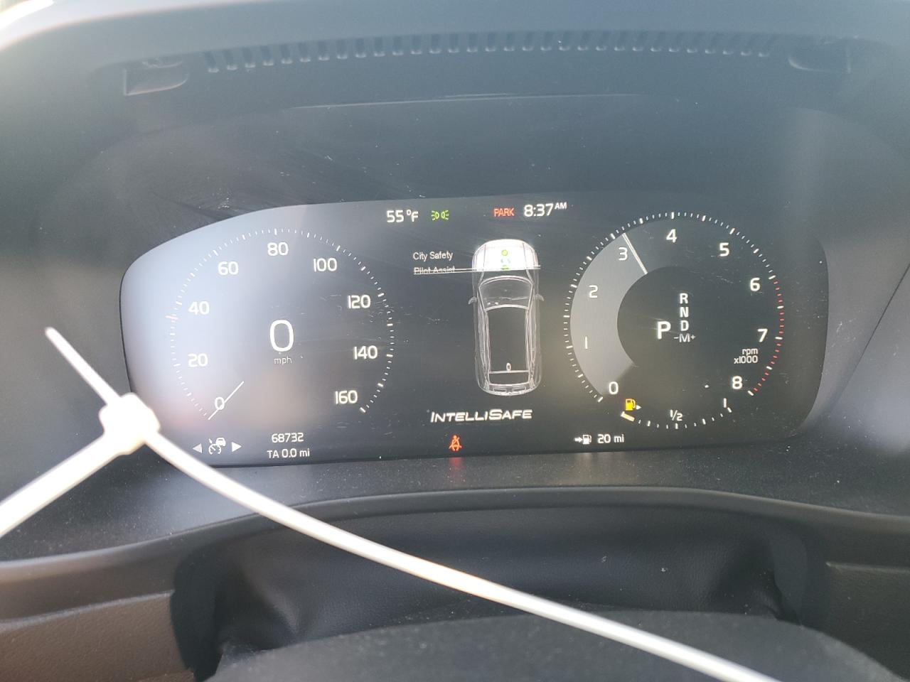 2020 Volvo XC40 - Image 9