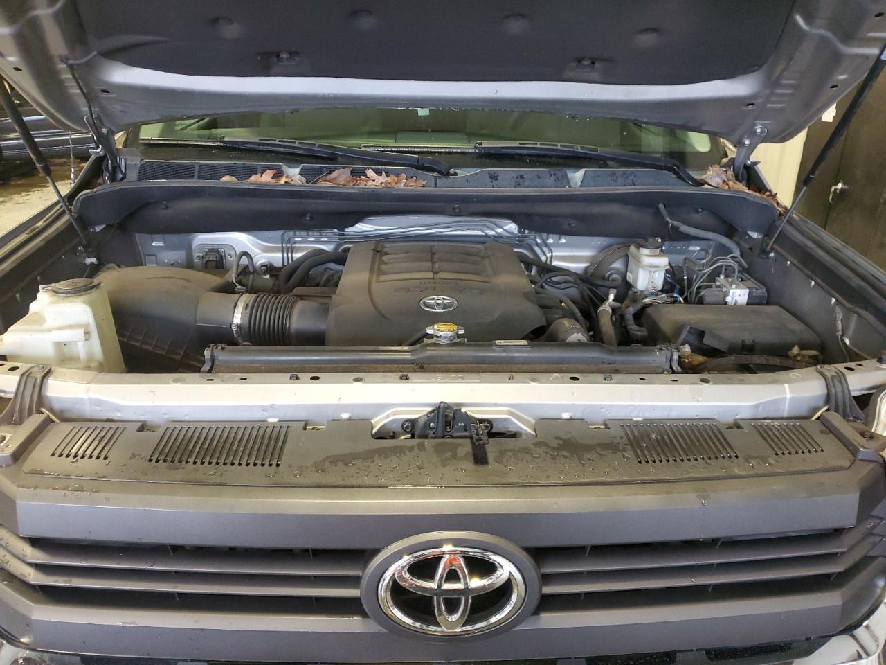 2014 Toyota Tundra - Image 11