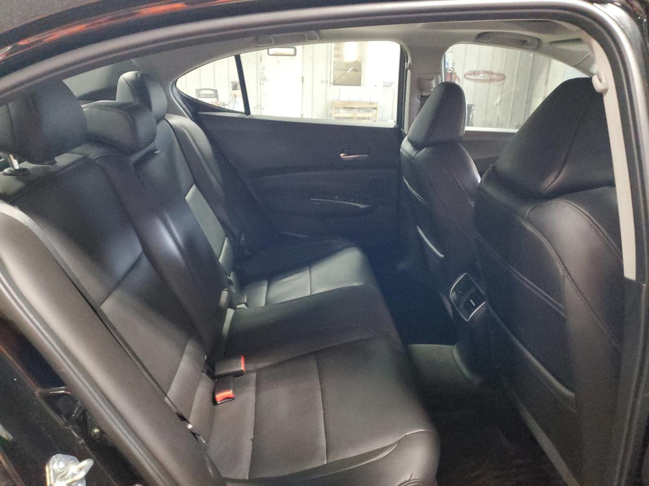 2017 Acura TLX - Image 11