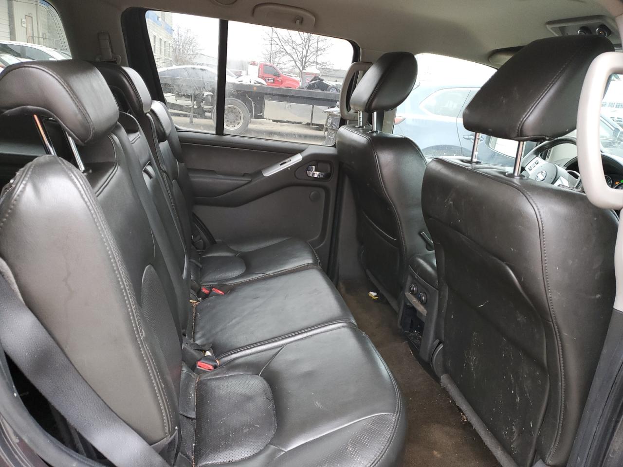 2011 Nissan Pathfinder - Image 11
