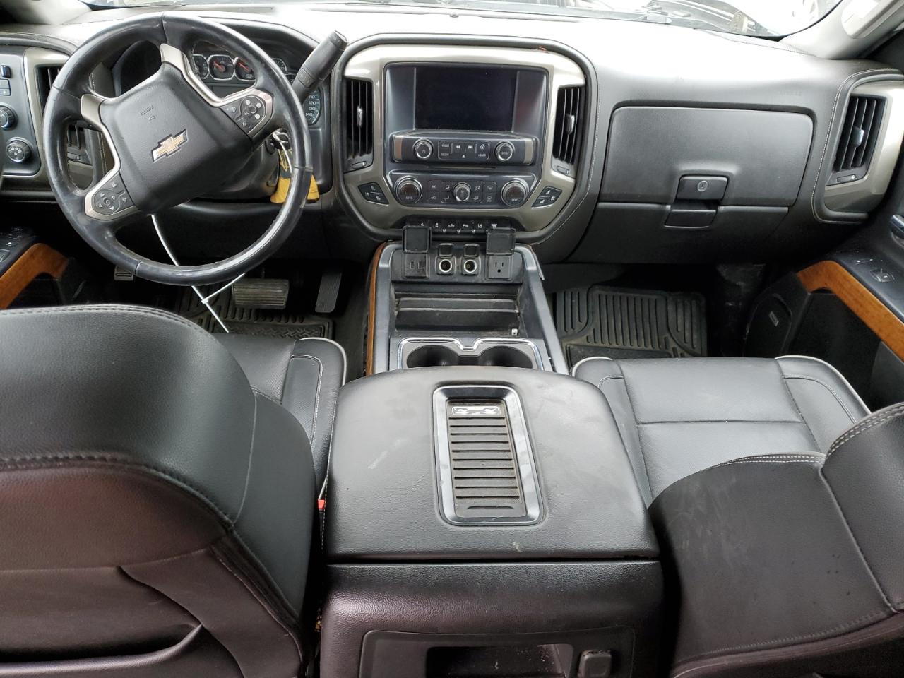 2017 Chevrolet Silverado - Image 8