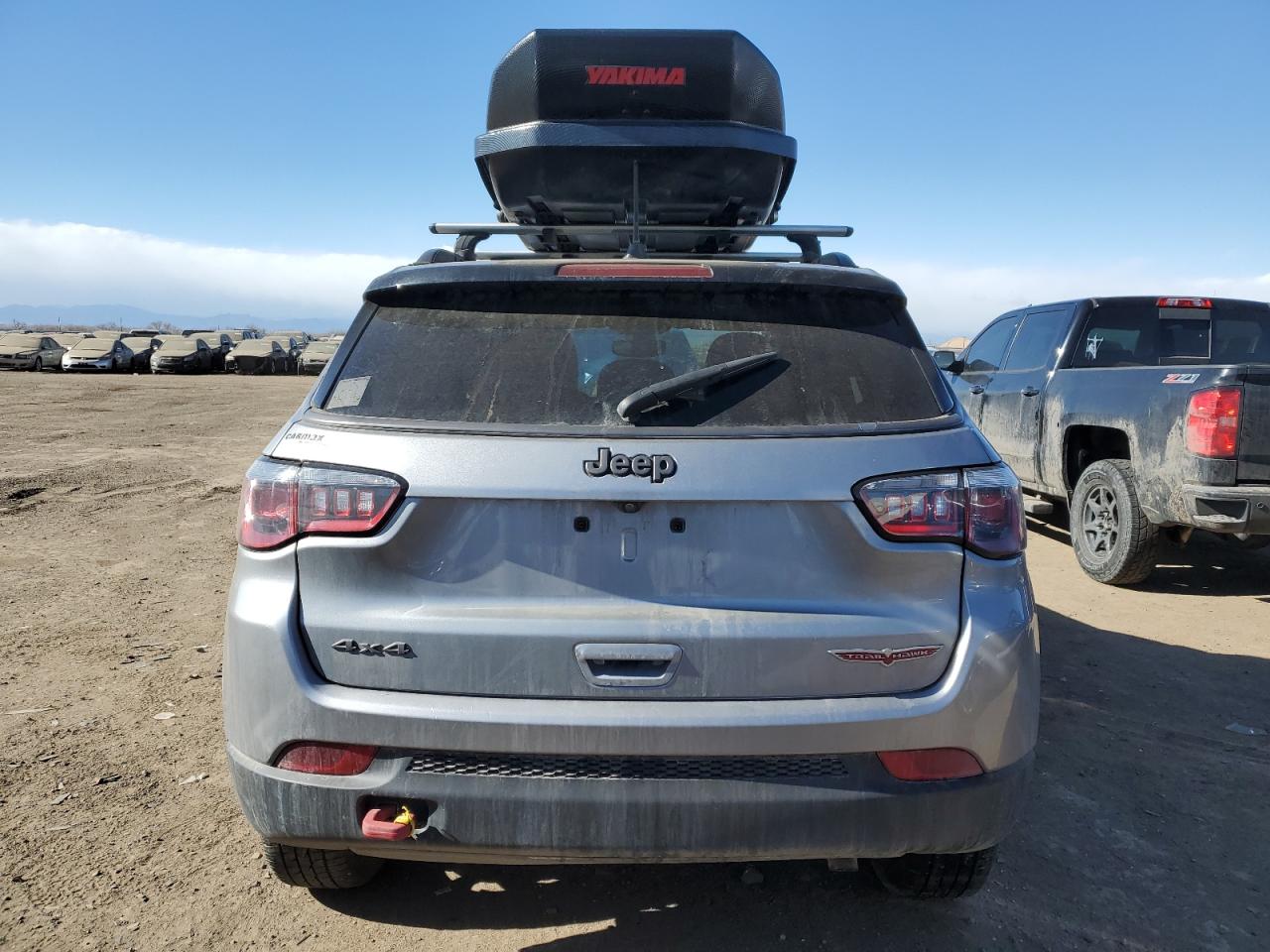 Фото: 3C4NJDDB6LT159828 - 6